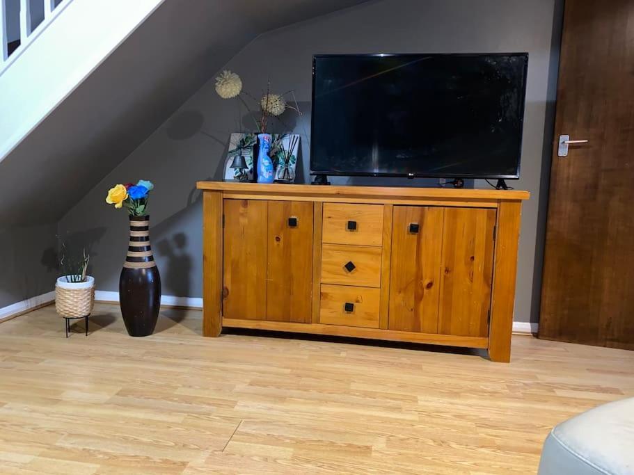 Entire 1 Bedroom City House Londres Extérieur photo